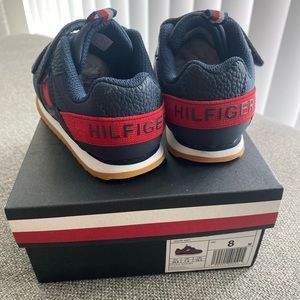 Tommy Hilfiger Toddler Unisex Sneaker Size 8 Navy Blue & Red